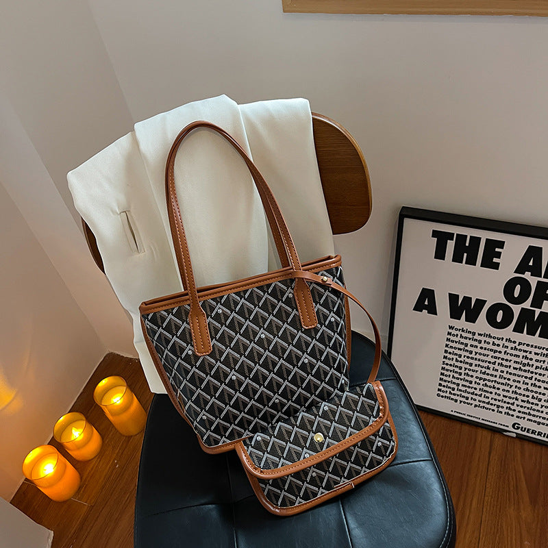 Zipped Élance Tote Bag
