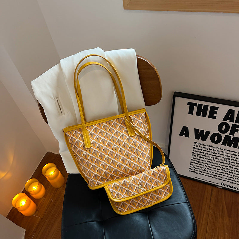 Zipped Élance Tote Bag
