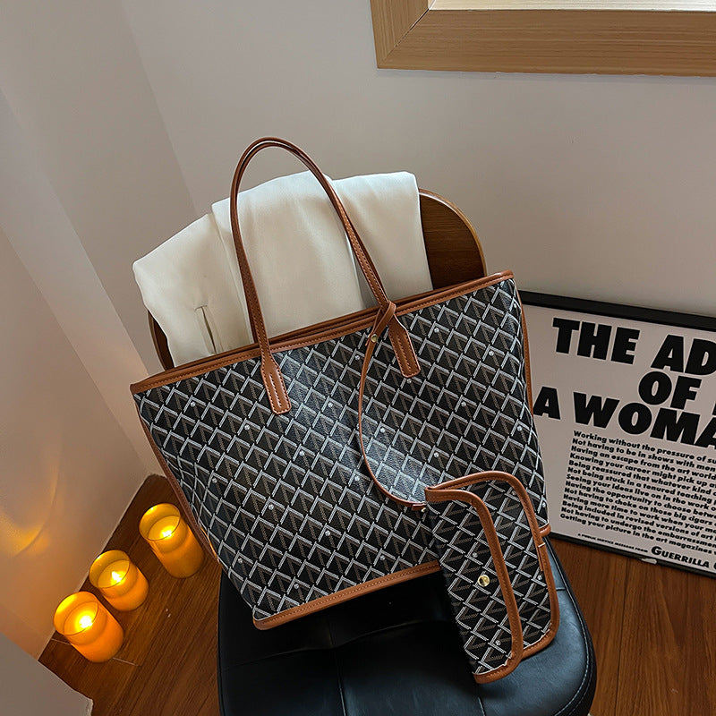 Zipped Élance Tote Bag